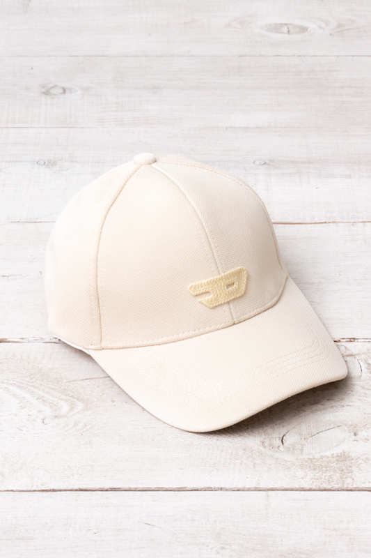 Кепка жіноча